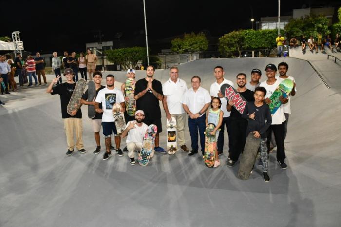 Prefeitura Inaugura praça de Skate Kemmuel de Souza no Ginásio Medeirão, em São Miguel dos Campos