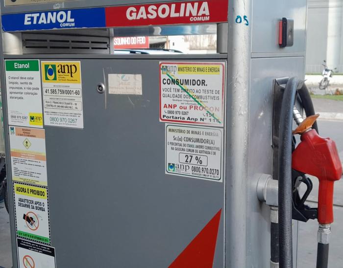  Preço da gasolina pode chegar a R$ 6,13 em Alagoas após aumento anunciado pela Petrobras