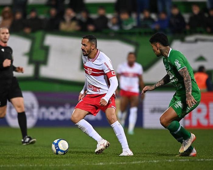 CRB empata com a Chapecoense e prolonga Jejum fora de casa