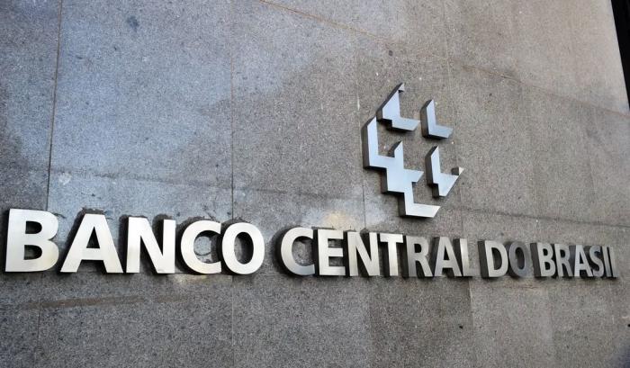 Divergências entre Banco Central e Ministério da Fazenda sobre rombo fiscal se intensificam