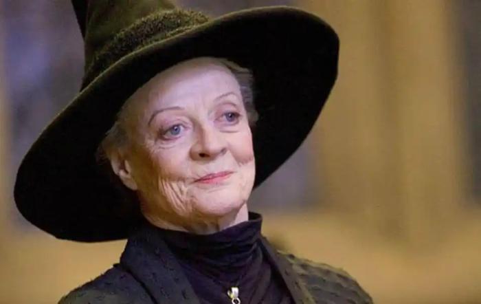 Atriz Maggie Smith, estrela de 