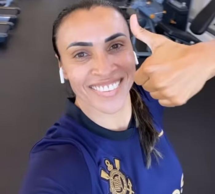 Corinthians busca contratação de Marta para 2025